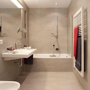 Studio Apart Odası