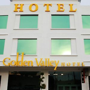 Golden Valley Hotel
